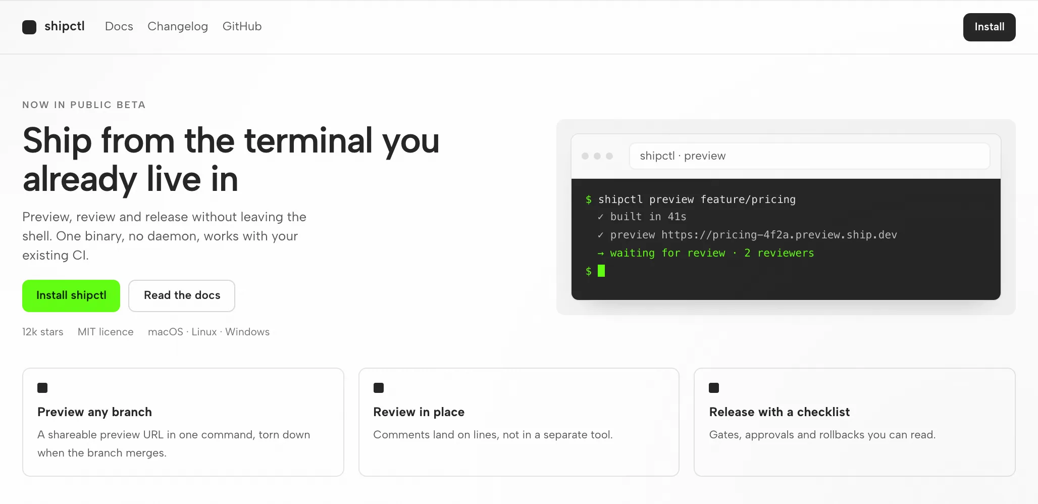 Artefact Copilot : page de lancement en 1440px et 390px — Bureau
